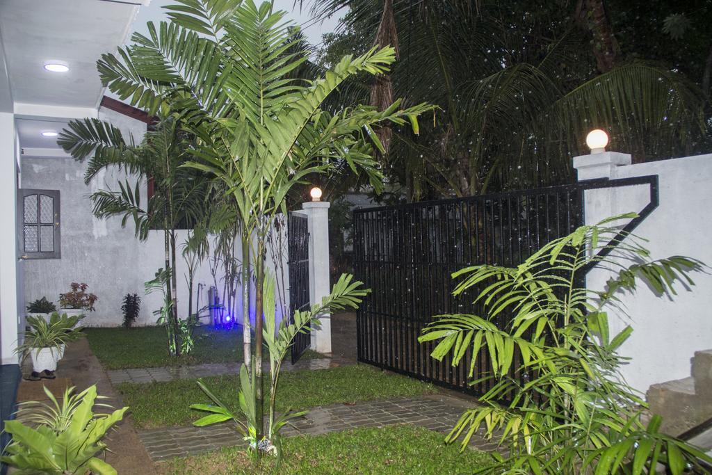 Hotel Wonderset Mirissa Exterior foto
